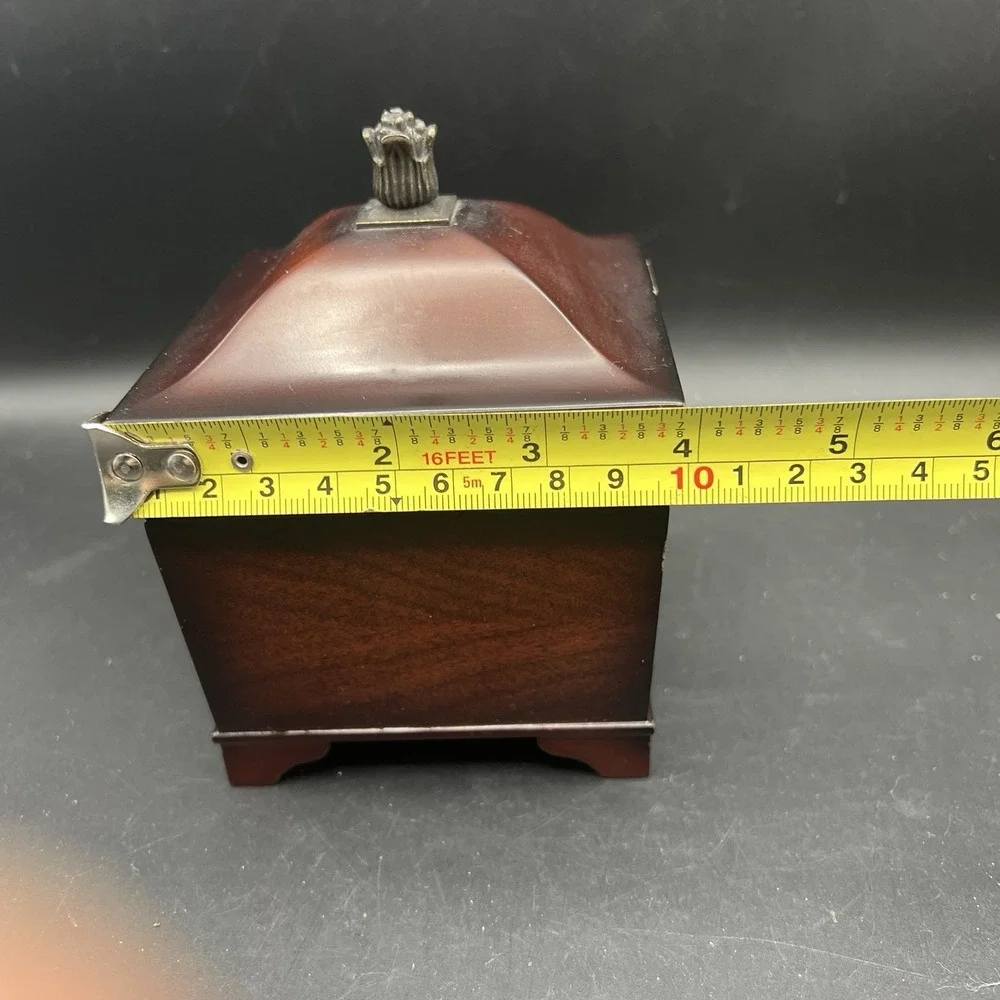 Vintage Bombay Company Musical Jewelry Ring Box Mahogany Wood Green Velvet Lined